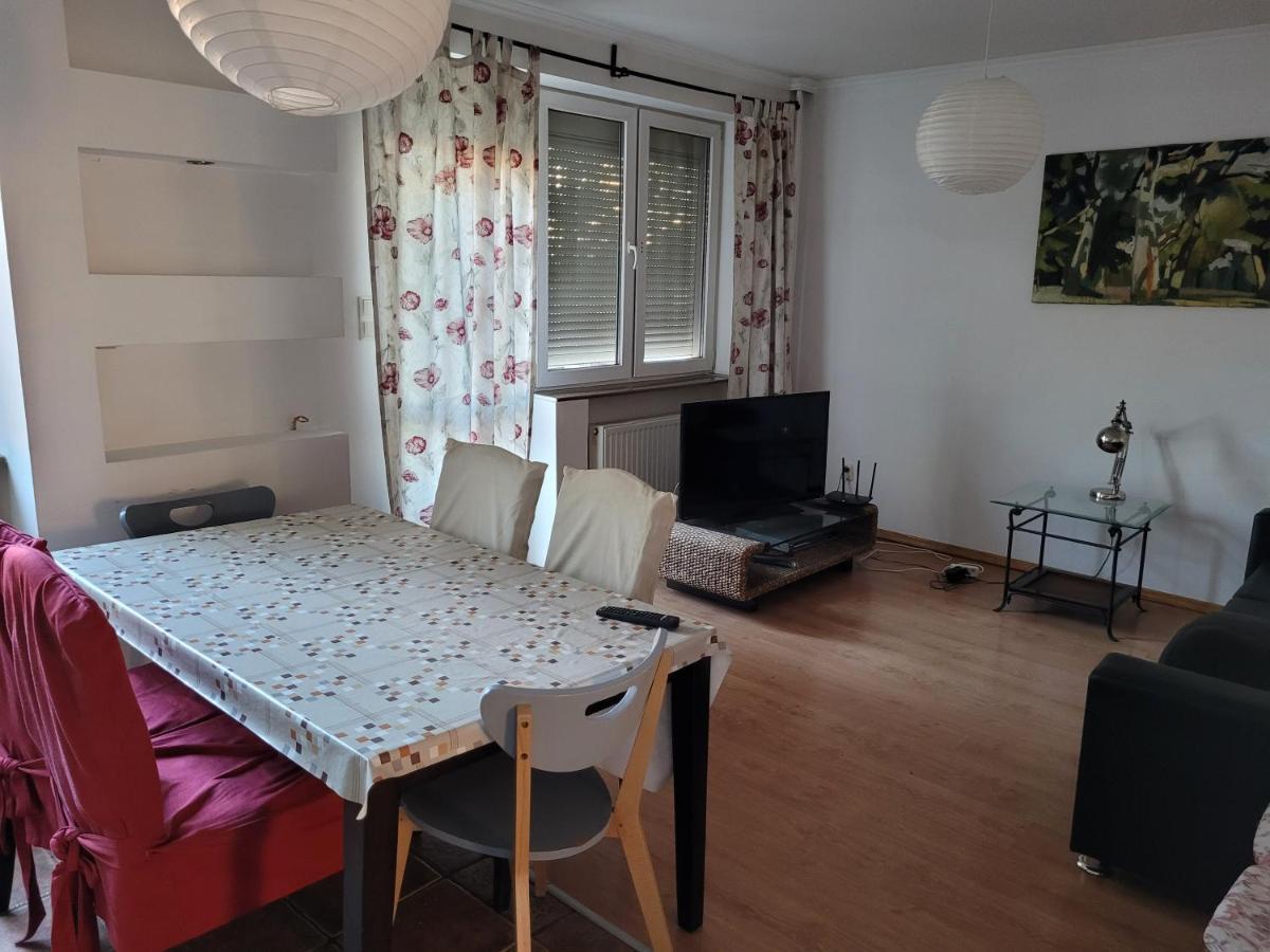 Apartament Cichy I Wygodny Stalowa Wola Buitenkant foto